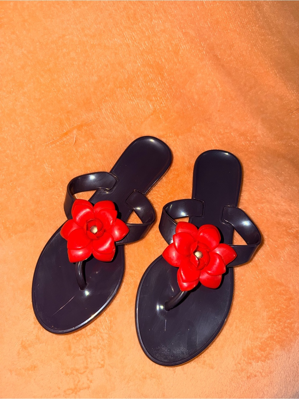 South Beach Brown Jelly Flip-Flops Red Flower, New- Size S (Wmn’s 5/6)